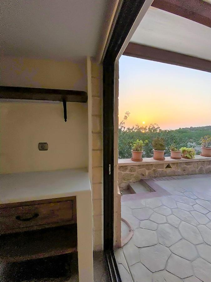 Pistachio Guesthouse, Παραδοσιακός Ξενώνας Vathí Exterior foto